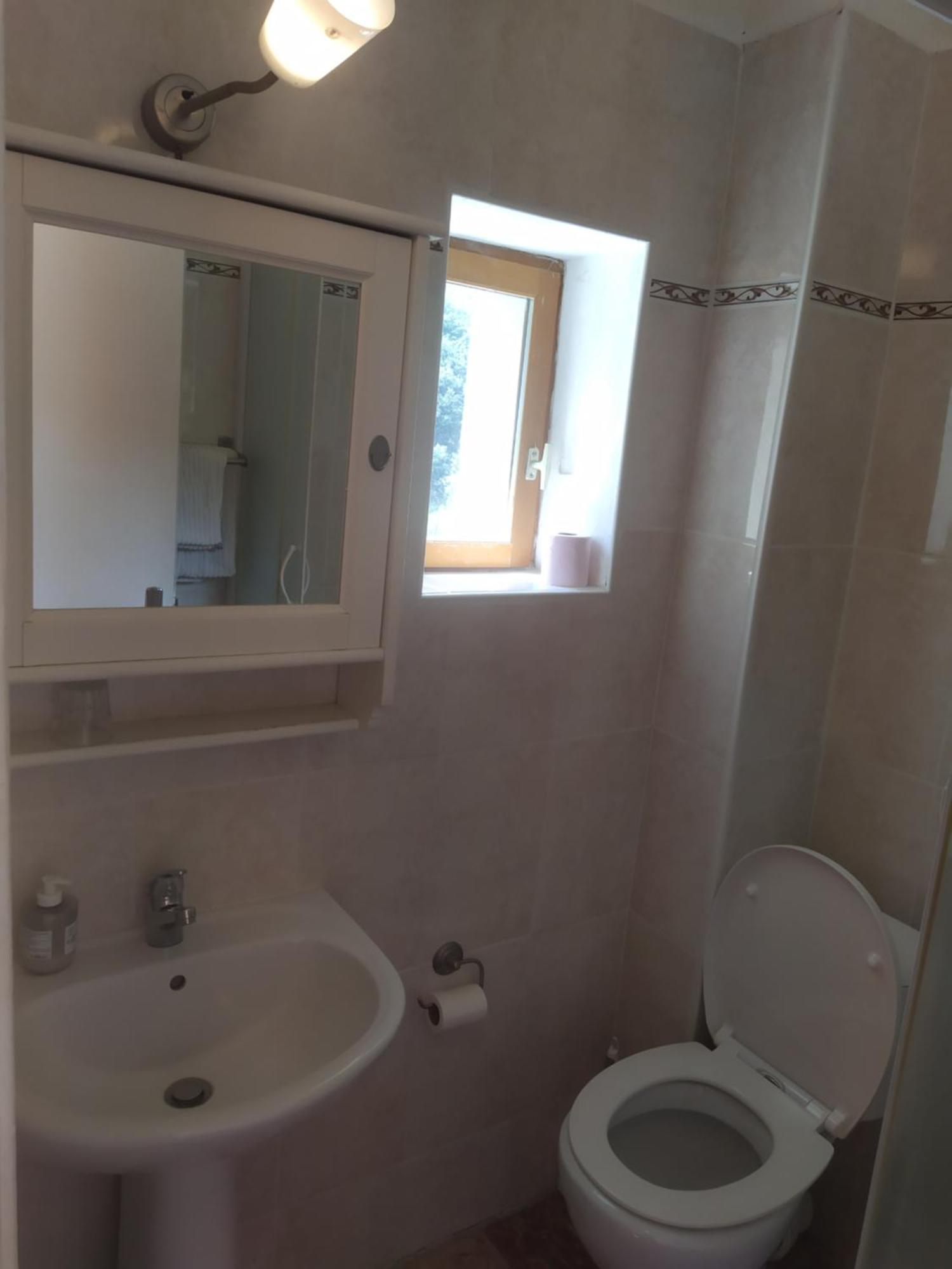 La Grenouille Bed & Breakfast Валерог Екстериор снимка