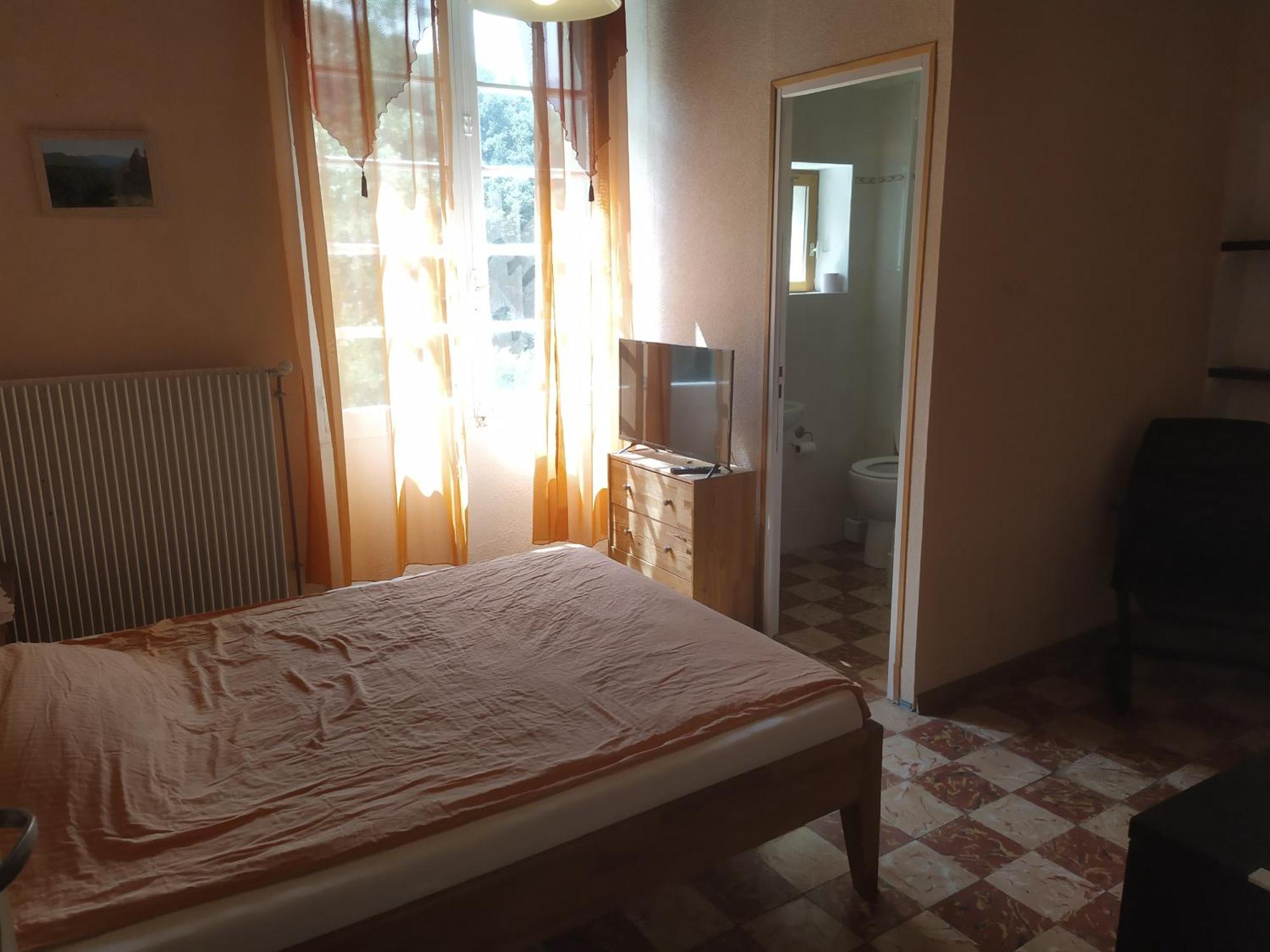 La Grenouille Bed & Breakfast Валерог Екстериор снимка